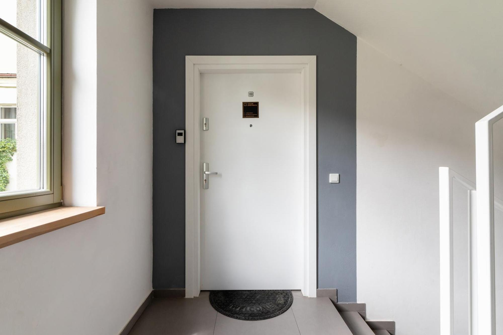 One Bedroom Apartment With A Balcony - Dietla 109 Street クラクフ エクステリア 写真